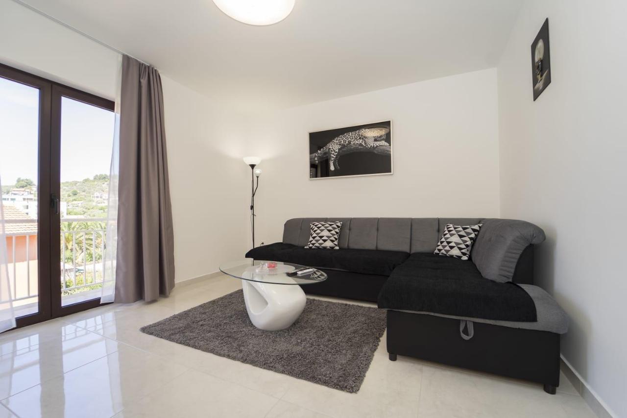 Apartman Tessa Vela Luka Buitenkant foto