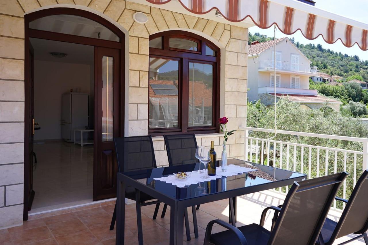 Apartman Tessa Vela Luka Buitenkant foto