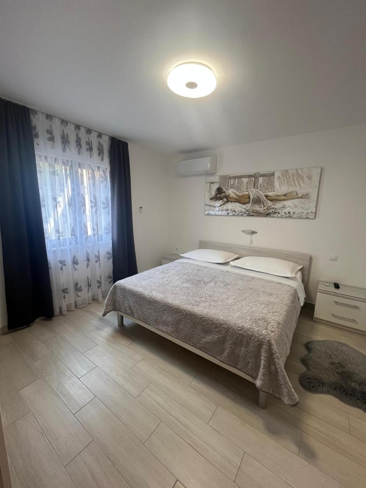 Apartman Tessa Vela Luka Buitenkant foto