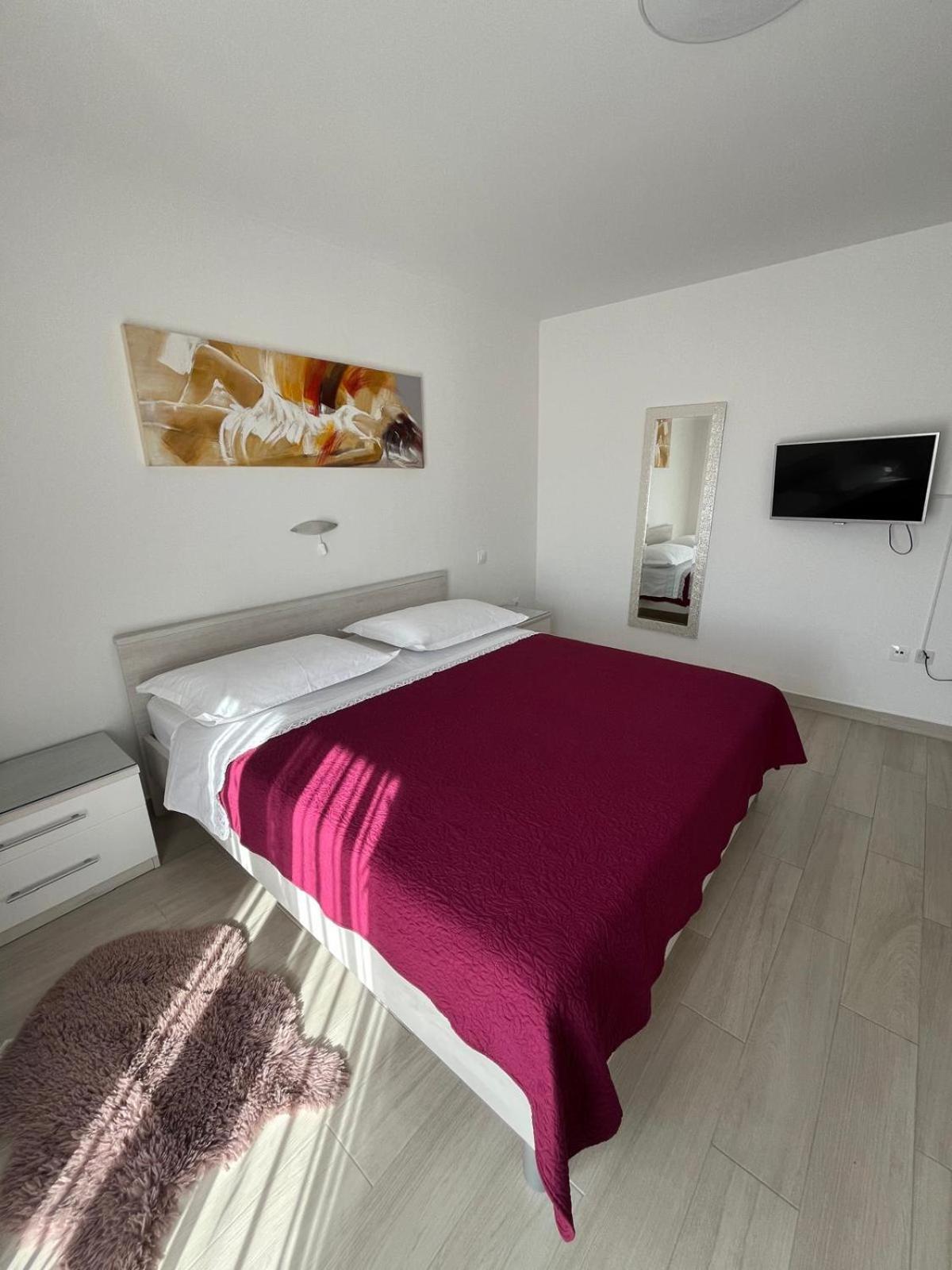 Apartman Tessa Vela Luka Buitenkant foto